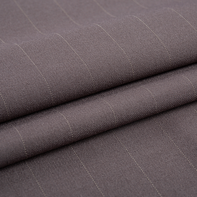 قُماش رايُون مُبَرِّد مُقَلَّم